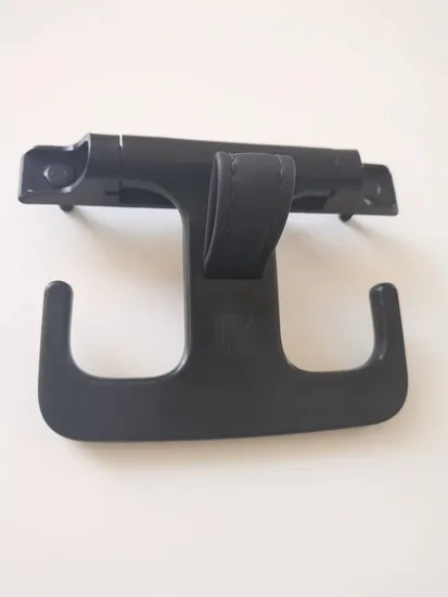 Riha ofrece moldes de inyección personalizados, productos de moldeo, clips de plástico, nuevos amortiguadores.