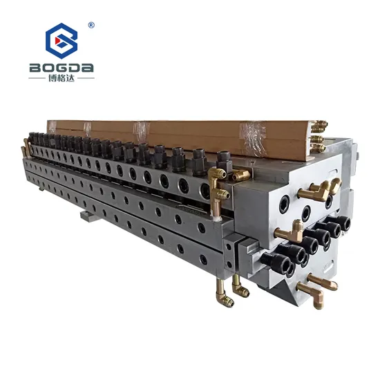 Molde de extrusión de paneles de espuma de PVC para puertas Bogda